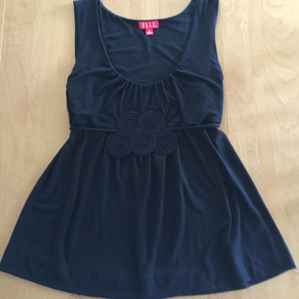 Elle Women's Sleeveless Tie-Back Shirt, Scoop Neck w/Embellishment, Women's Med